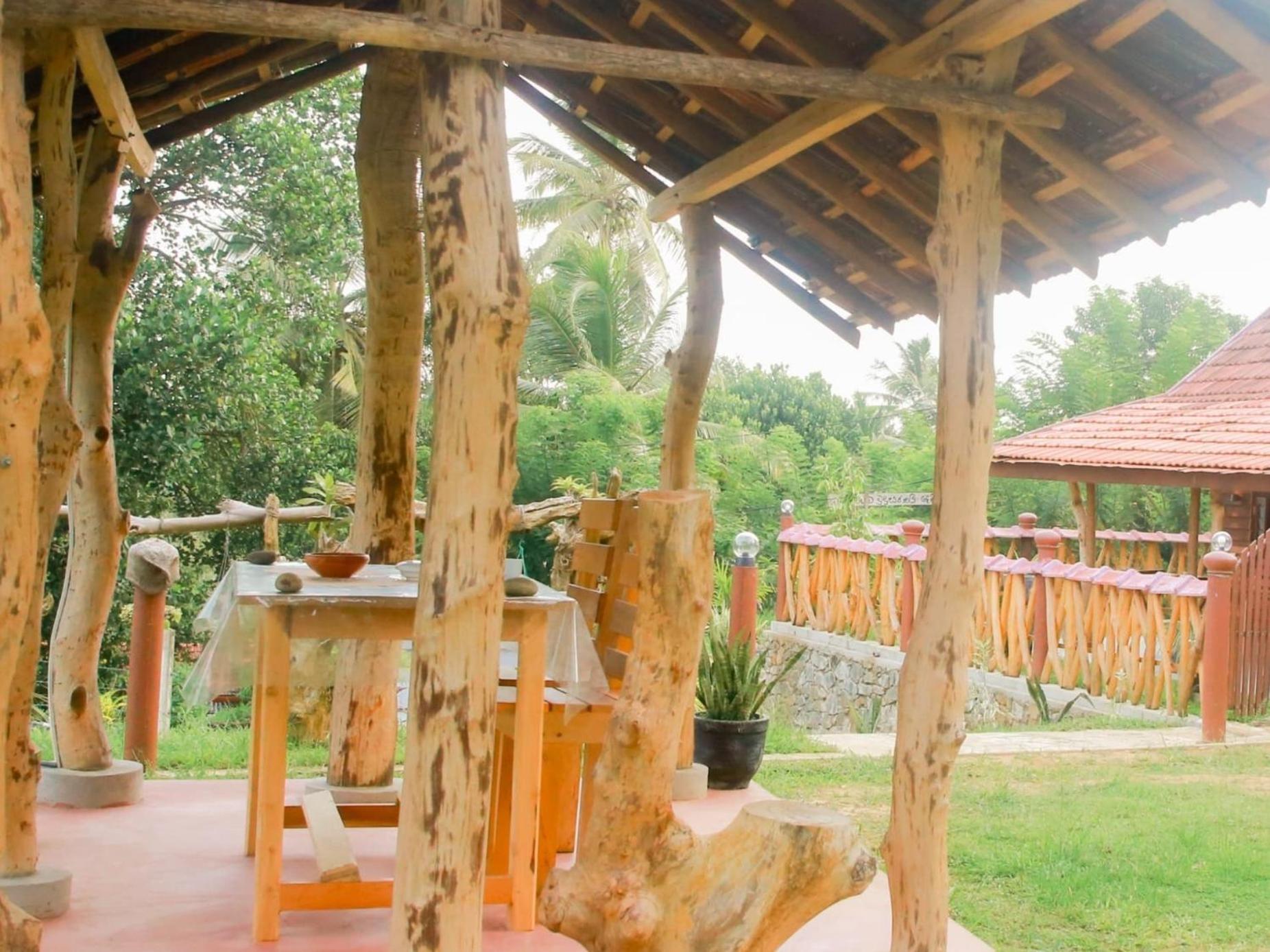 Blue Ocean Tree House Hiriketiya Villa Dikwella Eksteriør billede